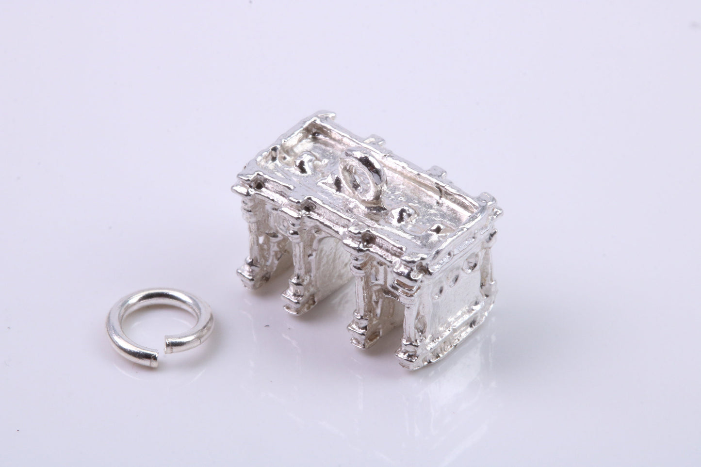 Iconic London Marble Arch Charm, Traditional Charm, Made from Solid 925 Grade Sterling Silver, Complete with Attachment Link