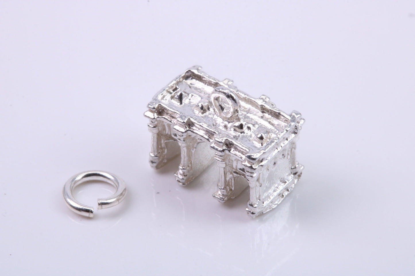 Iconic London Marble Arch Charm, Traditional Charm, Made from Solid 925 Grade Sterling Silver, Complete with Attachment Link