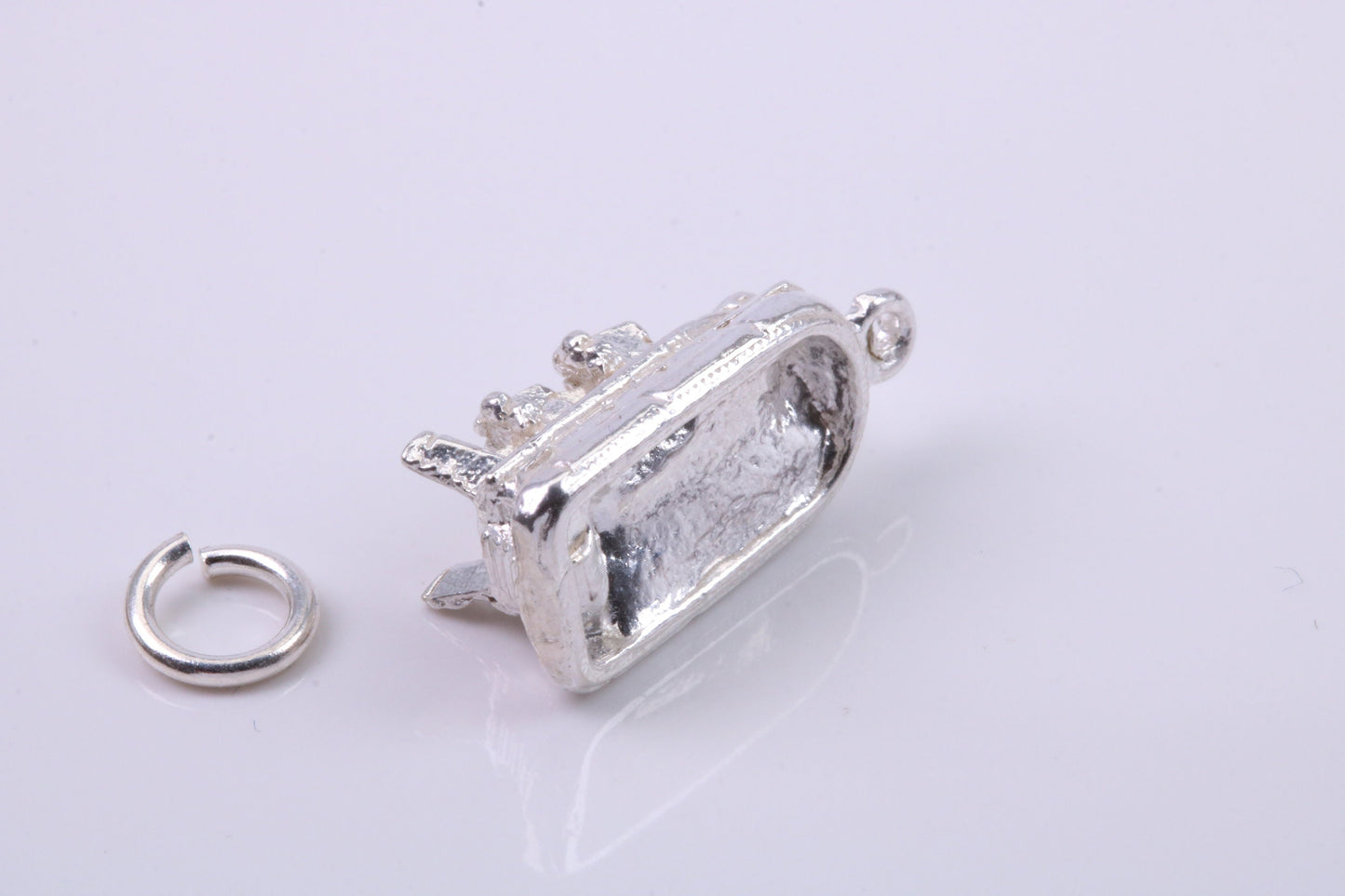 Hovercraft Charm, Traditional Charm, Made from Solid 925 Grade Sterling Silver, Complete with Attachment Link