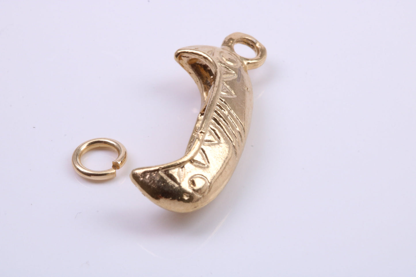 Canoe Charm, Traditional Charm, Made from Solid 9ct Yellow Gold, British Hallmarked, Complete with Attachment Link