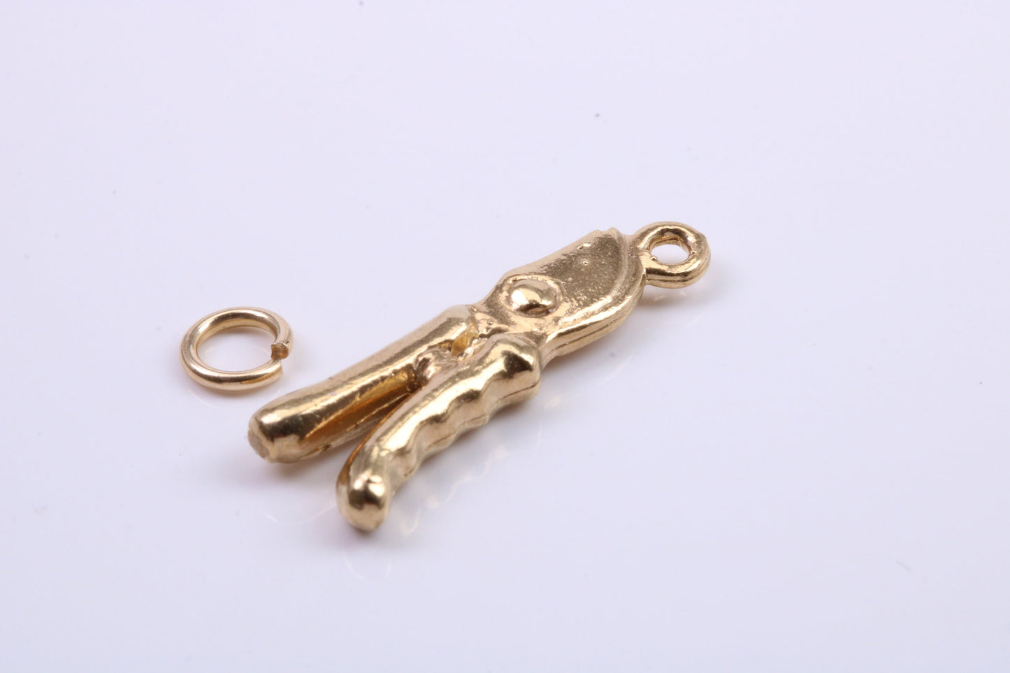 Garden Secateurs Charm, Traditional Charm, Made from Solid 9ct Yellow Gold, British Hallmarked, Complete with Attachment Link