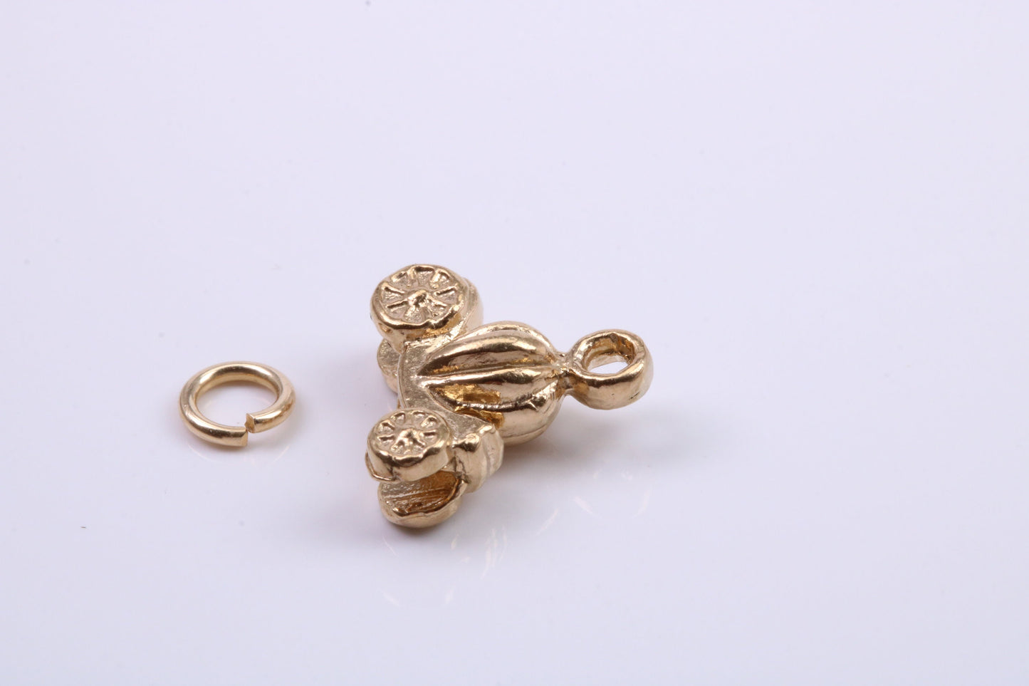 Princess Carriage Charm, Traditional Charm, Made from Solid 9ct Yellow Gold, British Hallmarked, Complete with Attachment Link