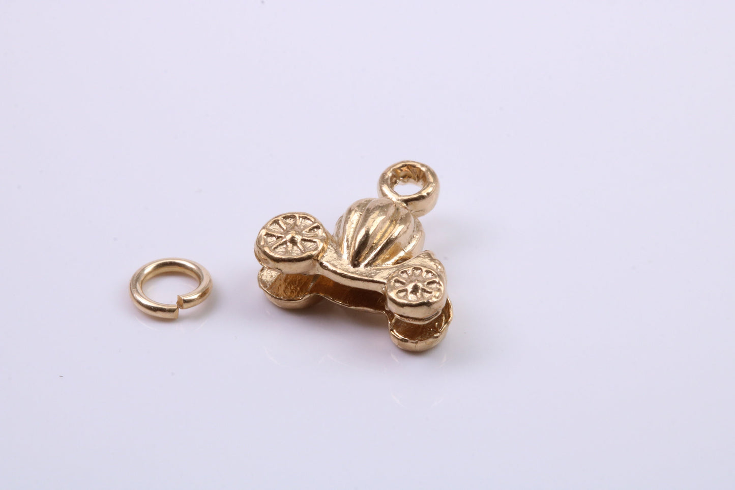 Princess Carriage Charm, Traditional Charm, Made from Solid 9ct Yellow Gold, British Hallmarked, Complete with Attachment Link