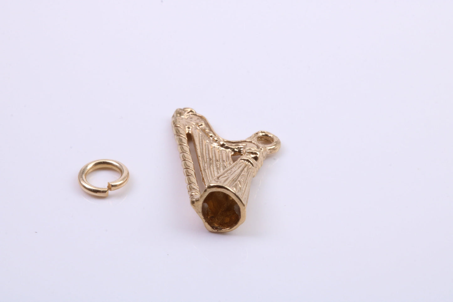 Harp Charm, Traditional Charm, Made from Solid 9ct Yellow Gold, British Hallmarked, Complete with Attachment Link