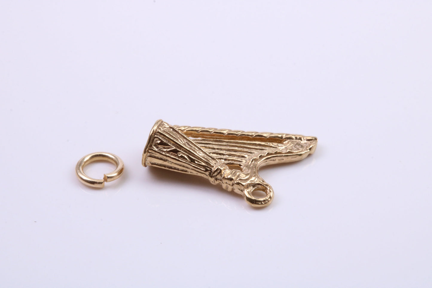 Harp Charm, Traditional Charm, Made from Solid 9ct Yellow Gold, British Hallmarked, Complete with Attachment Link