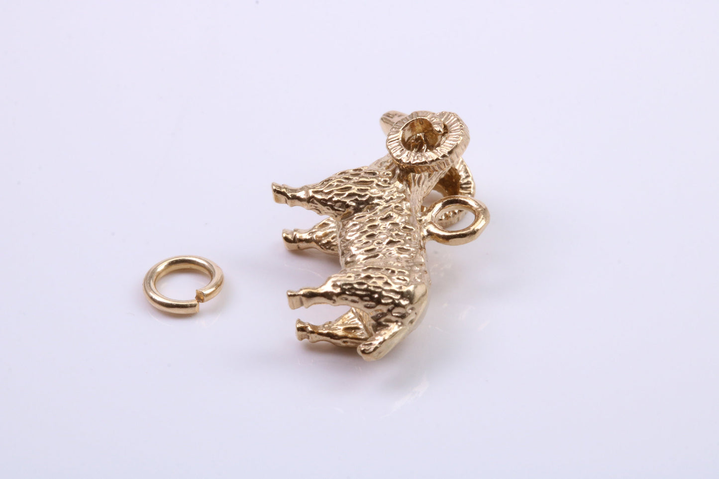 Aries Zodiac Sign Charm, Traditional Charm, Made from Solid 9ct Yellow Gold, British Hallmarked, Complete with Attachment Link