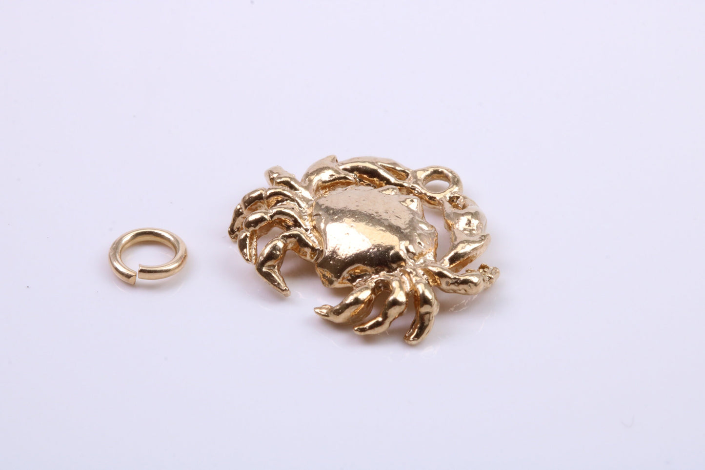 Cancer Zodiac Sign Charm, Traditional Charm, Made from Solid 9ct Yellow Gold, British Hallmarked, Complete with Attachment Link