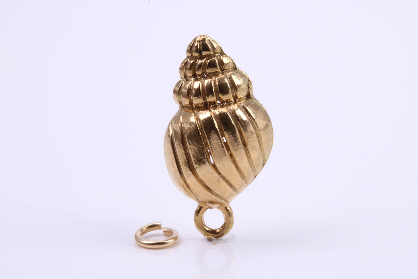 Sea Shell Charm, Traditional Charm, Made from Solid 9ct Yellow Gold, British Hallmarked, Complete with Attachment Link