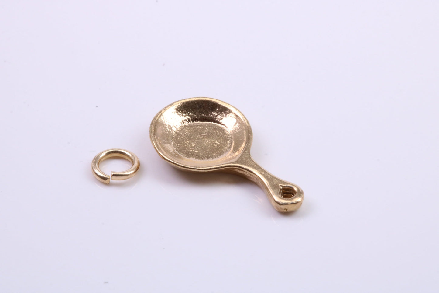 Frying Pan Charm, Traditional Charm, Made from Solid 9ct Yellow Gold, British Hallmarked, Complete with Attachment Link