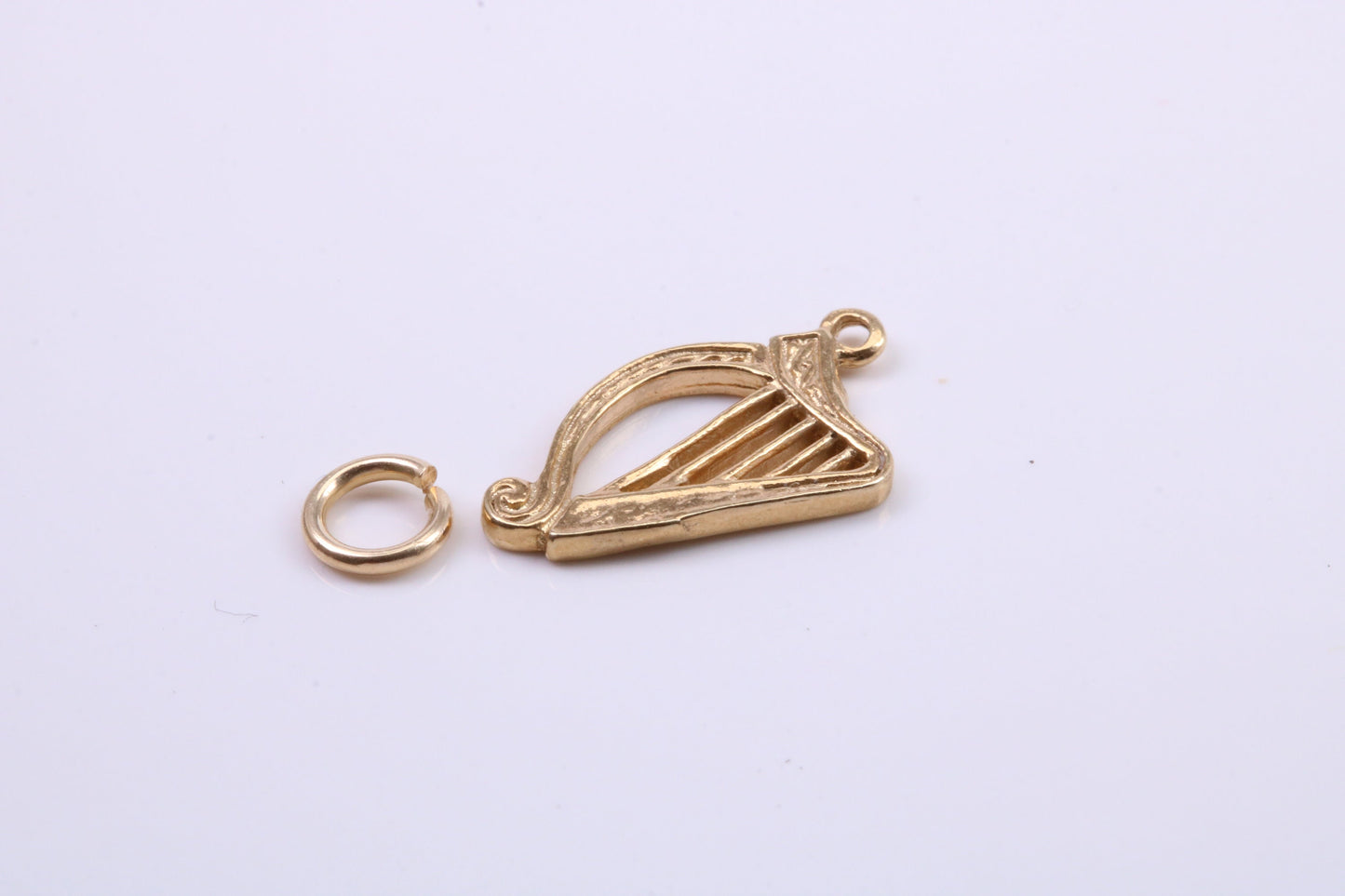 Harp Charm, Traditional Charm, Made from Solid 9ct Yellow Gold, British Hallmarked, Complete with Attachment Link