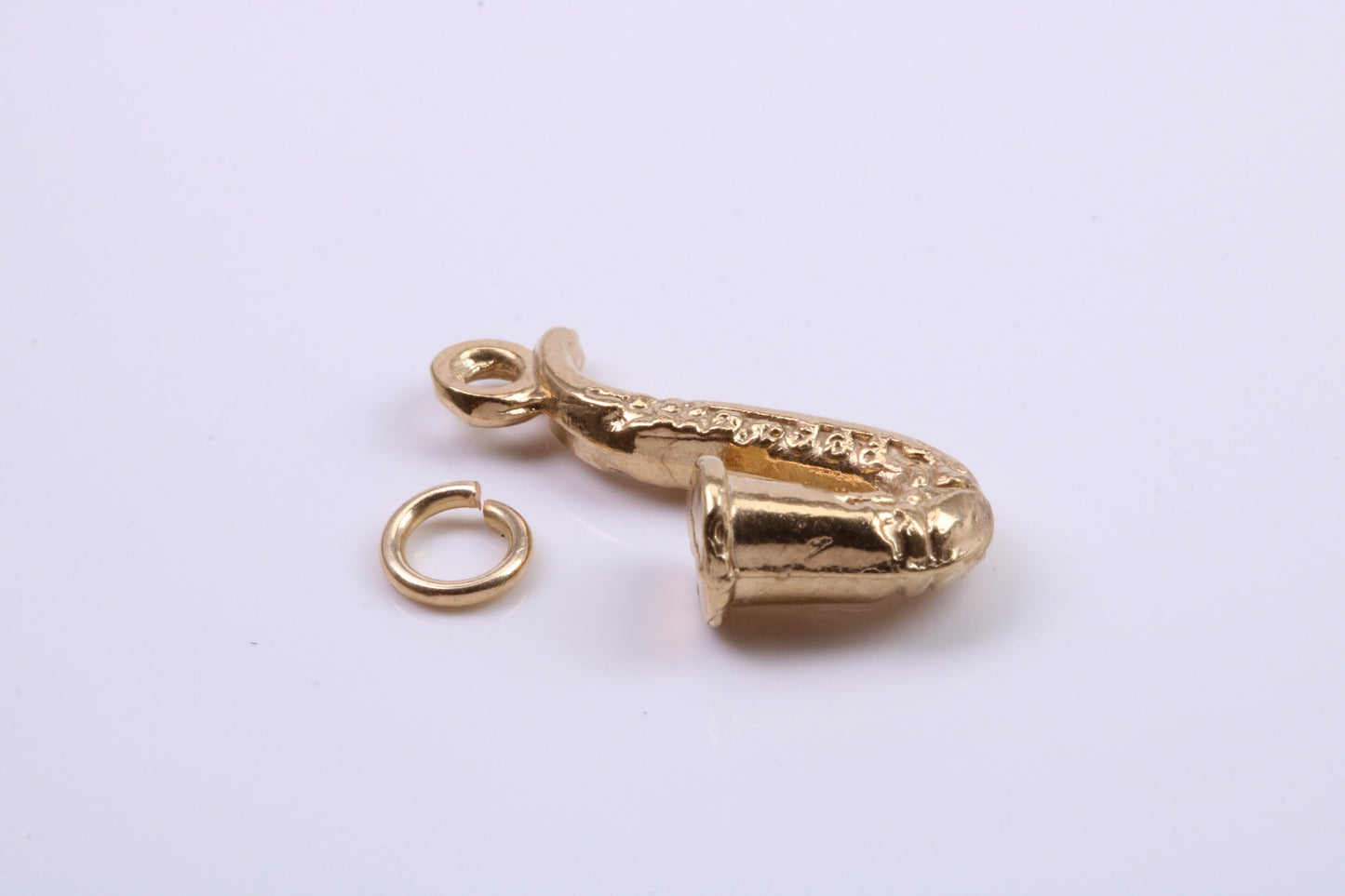 Saxophone Charm, Traditional Charm, Made from Solid 9ct Yellow Gold, British Hallmarked, Complete with Attachment Link