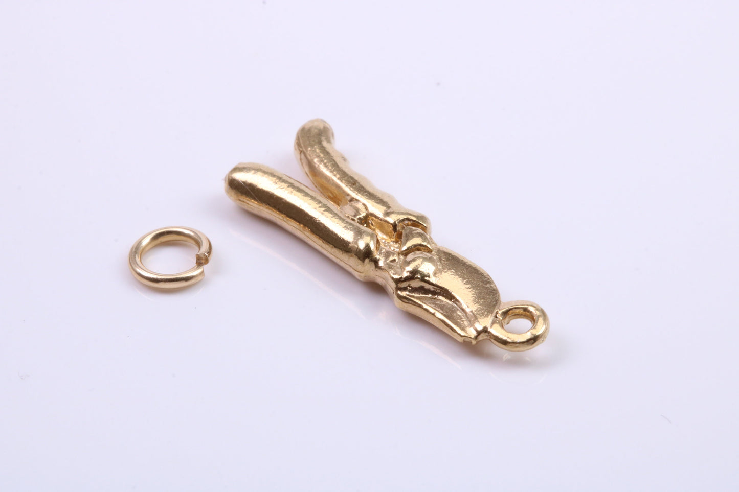 Garden Secateurs Charm, Traditional Charm, Made from Solid 9ct Yellow Gold, British Hallmarked, Complete with Attachment Link