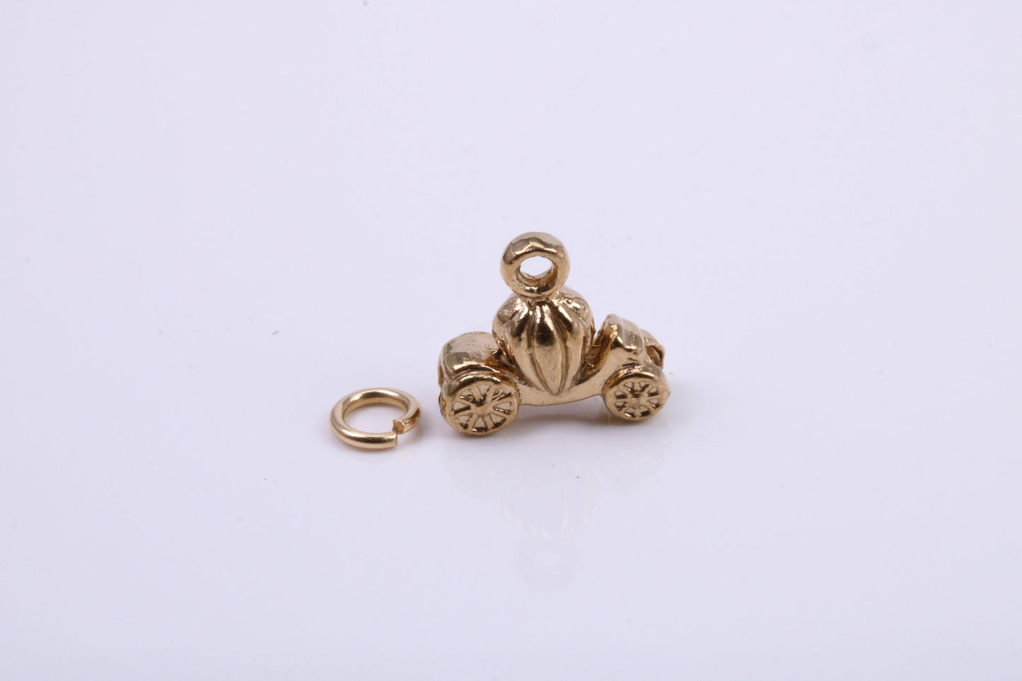 Princess Carriage Charm, Traditional Charm, Made from Solid 9ct Yellow Gold, British Hallmarked, Complete with Attachment Link