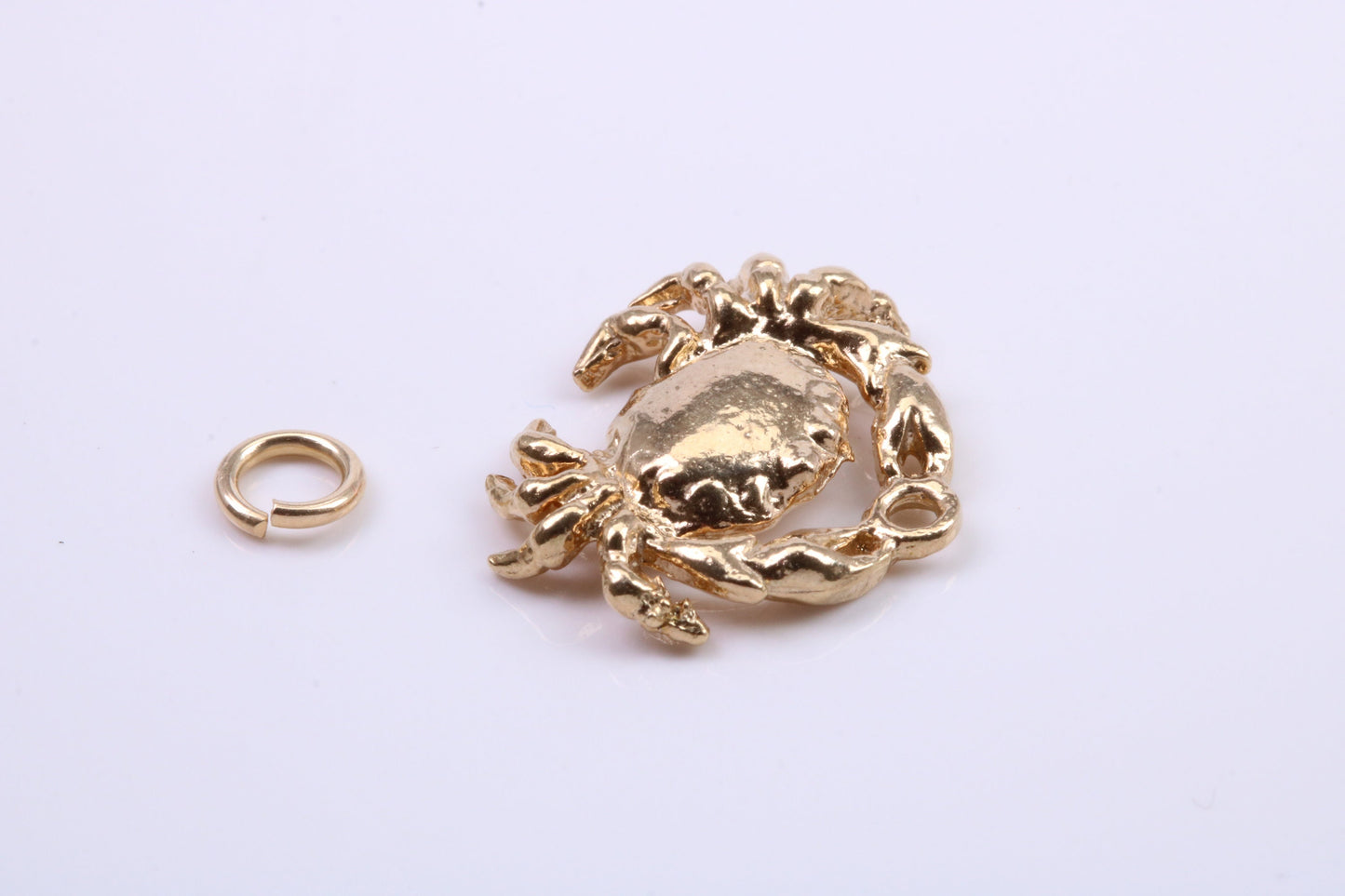 Cancer Zodiac Sign Charm, Traditional Charm, Made from Solid 9ct Yellow Gold, British Hallmarked, Complete with Attachment Link