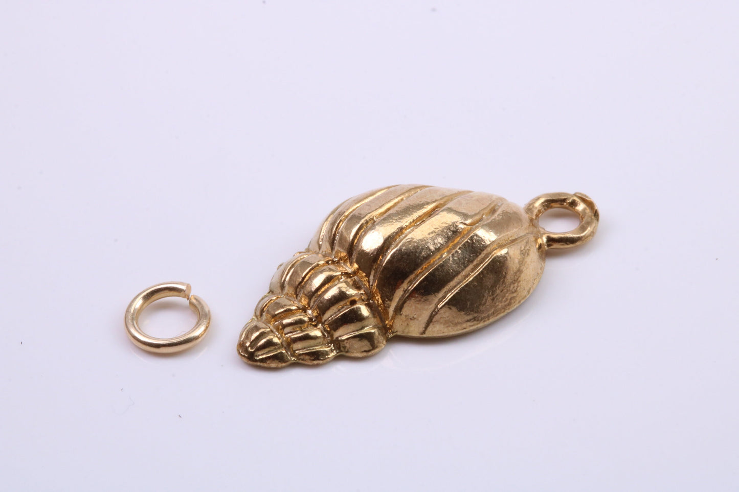 Sea Shell Charm, Traditional Charm, Made from Solid 9ct Yellow Gold, British Hallmarked, Complete with Attachment Link