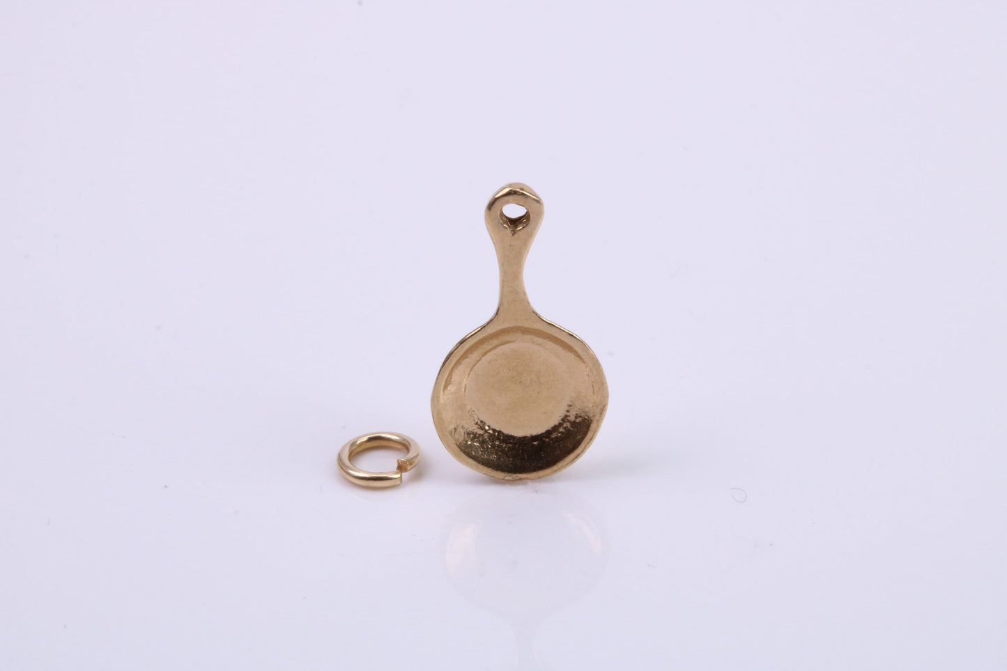 Frying Pan Charm, Traditional Charm, Made from Solid 9ct Yellow Gold, British Hallmarked, Complete with Attachment Link