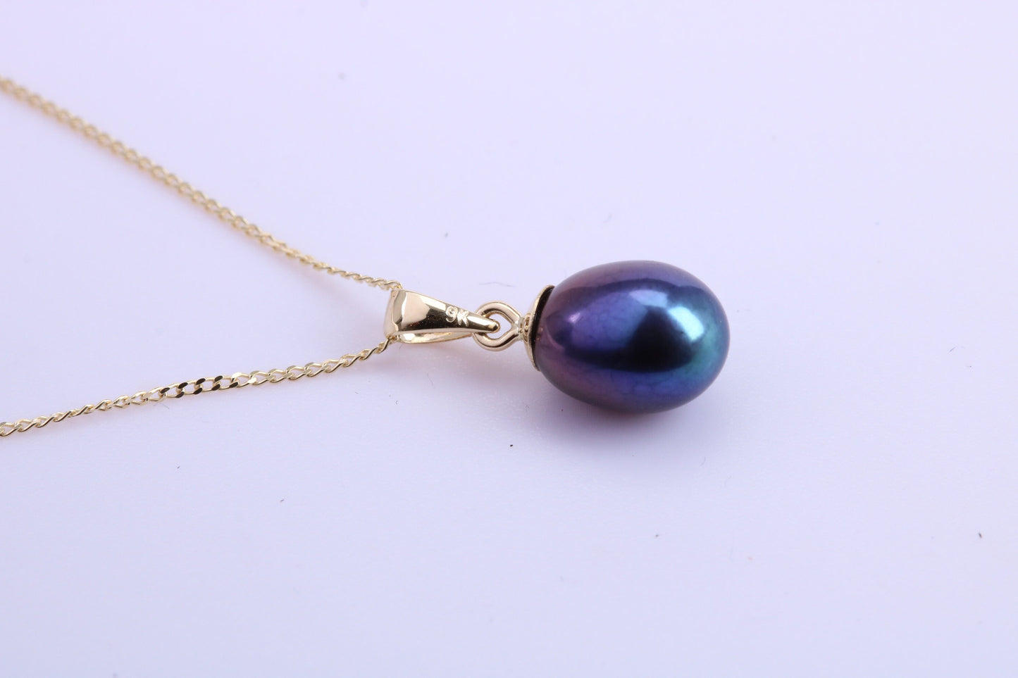 Natural Cultured Pearl Necklace set in Solid Yellow Gold Together with 18 Inch Yellow Gold Chain