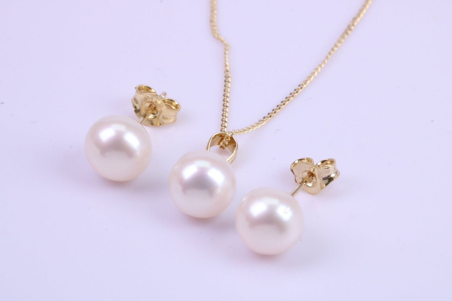 Real Pearl Necklace and Matching Earrings set in Solid Yellow Gold Together with 18 Inch Yellow Gold Chain
