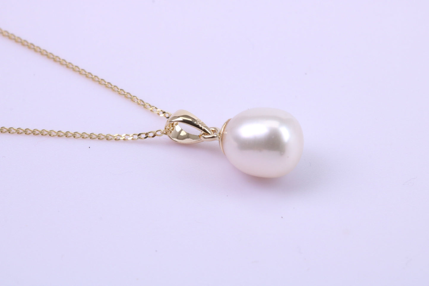 Teardrop Natural Cultured Pearl Necklace set in Solid Yellow Gold Together with 18 Inch Yellow Gold Chain