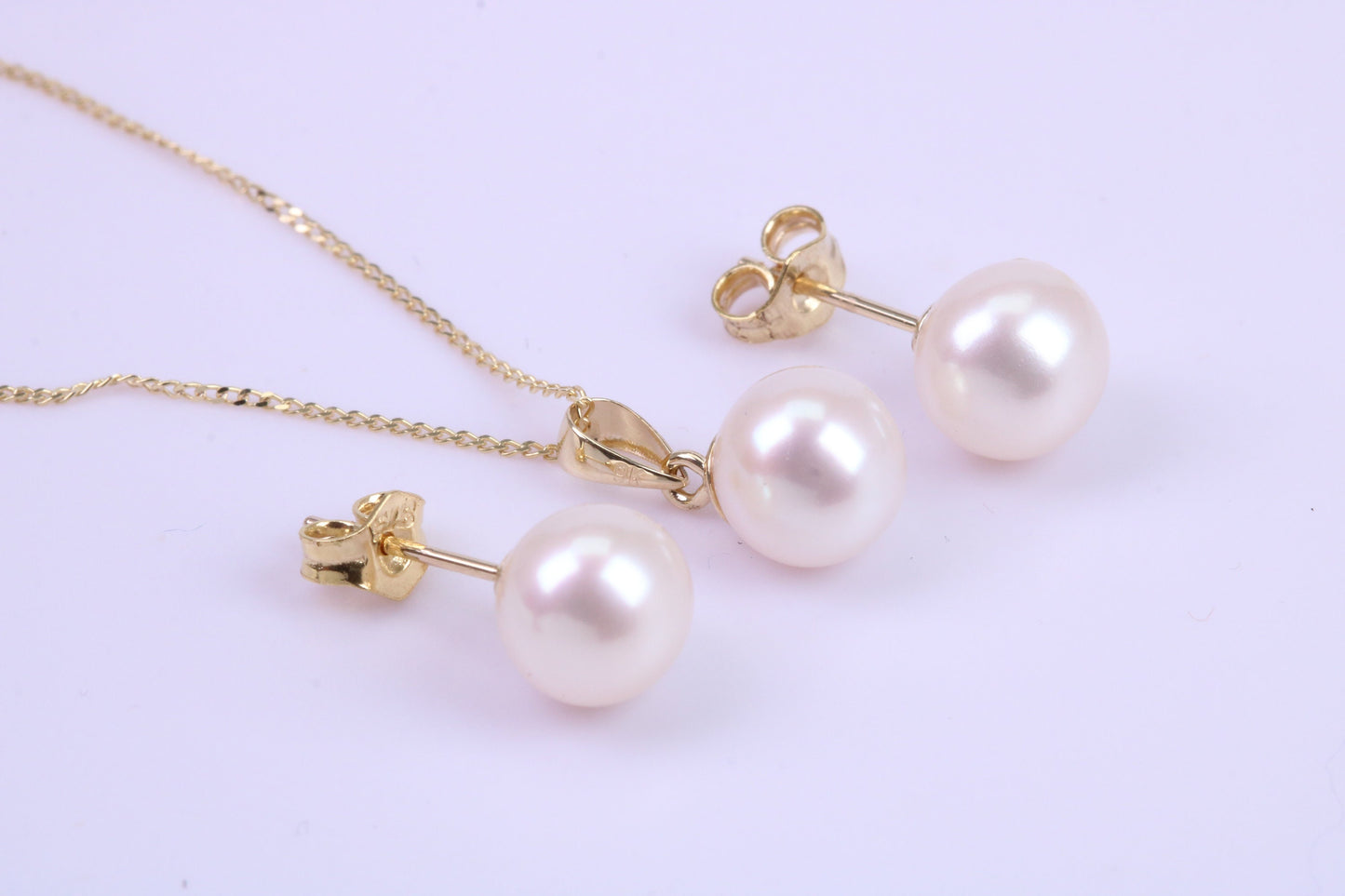 Real Pearl Necklace and Matching Earrings set in Solid Yellow Gold Together with 18 Inch Yellow Gold Chain