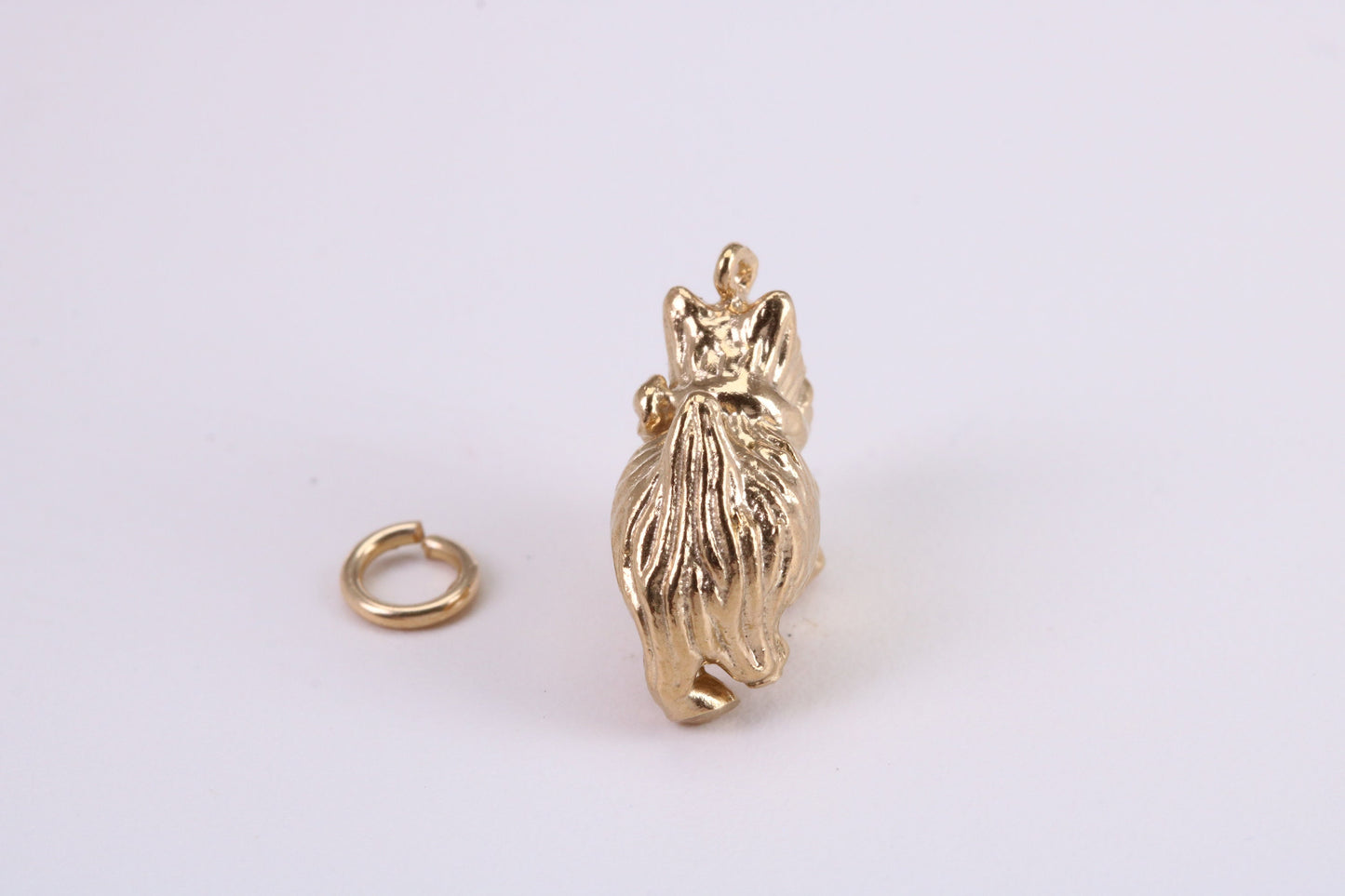 Scottish Terrier Dog Charm, Traditional Charm, Made from Solid Yellow Gold, British Hallmarked, Complete with Attachment Link