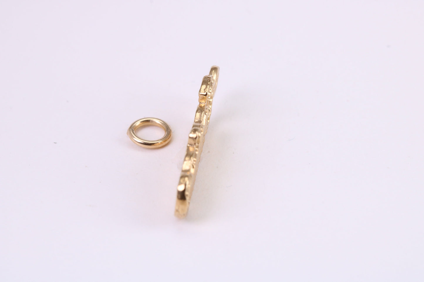 Casino Charm, Traditional Charm, Made from Solid Yellow Gold, British Hallmarked, Complete with Attachment Link