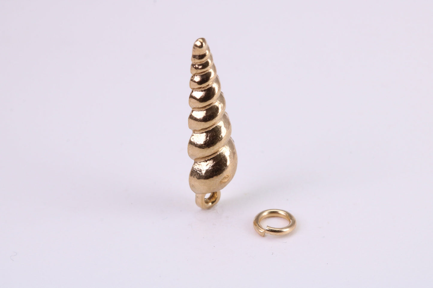 Sea Shell Charm, Traditional Charm, Made from Solid Yellow Gold, British Hallmarked, Complete with Attachment Link