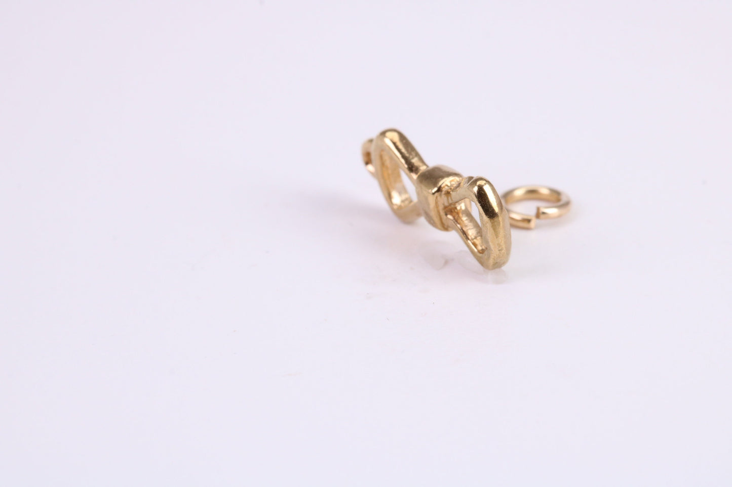 Bow Tie Charm, Traditional Charm, Made from Solid Yellow Gold, British Hallmarked, Complete with Attachment Link