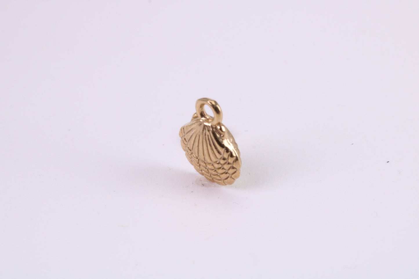 Sea Shell Charm, Traditional Charm, Made from Solid Yellow Gold, British Hallmarked, Complete with Attachment Link