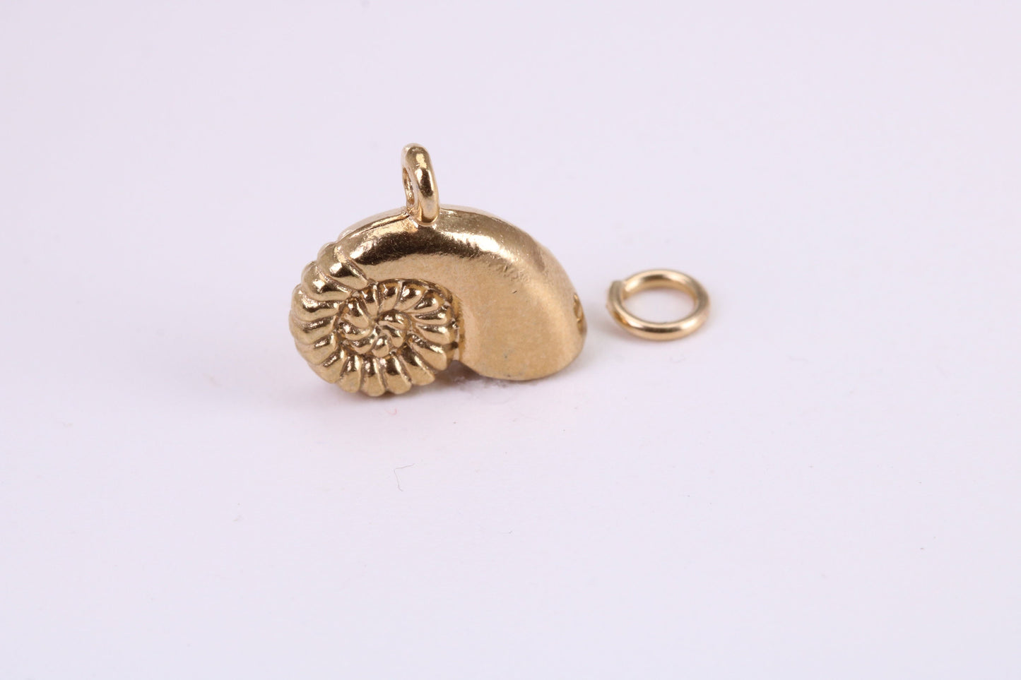 Sea Shell Charm, Traditional Charm, Made from Solid Yellow Gold, British Hallmarked, Complete with Attachment Link