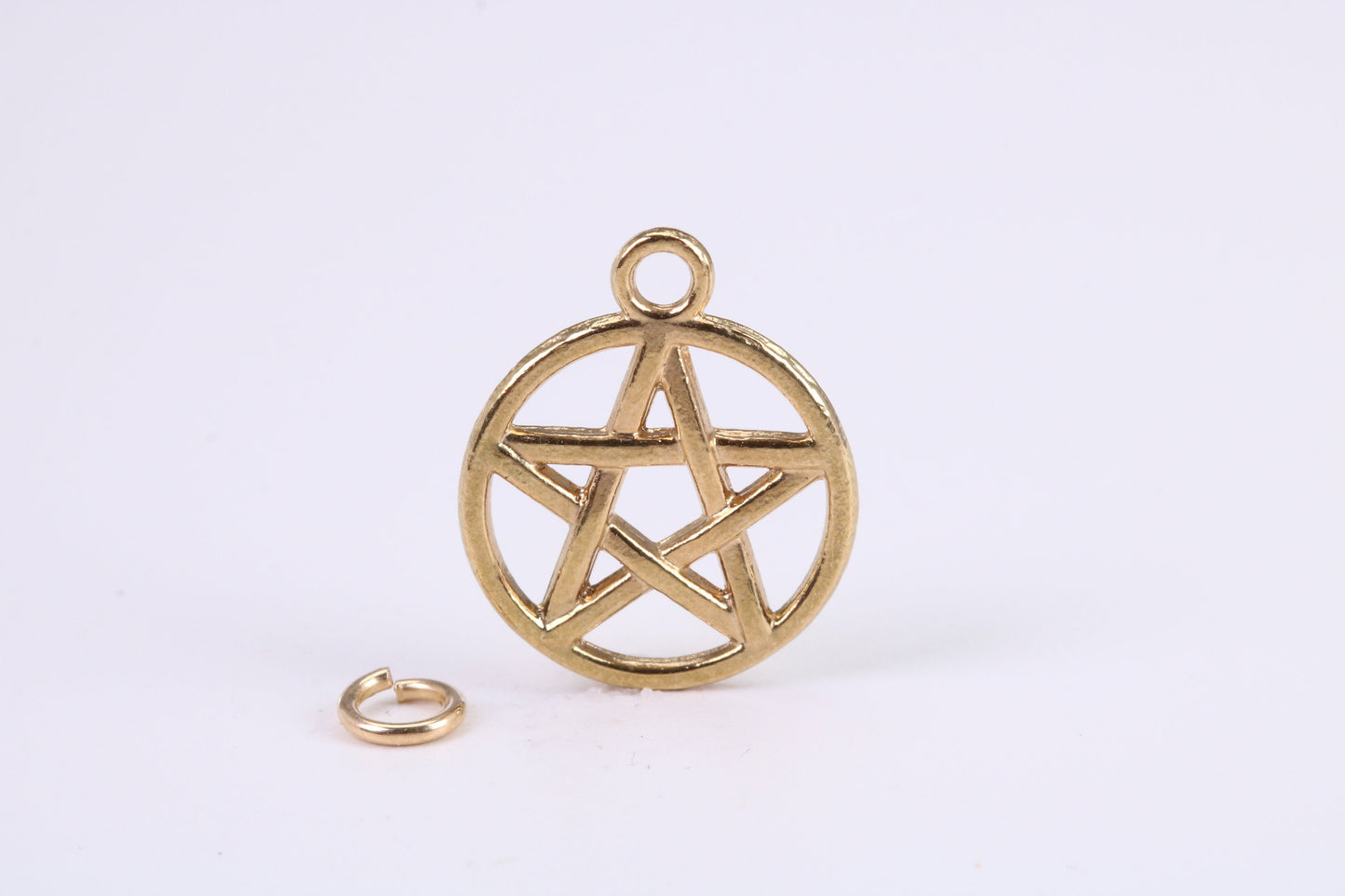Gold Pentagram Pendant, measuring 22 mm round, Made from Solid cast 14K Yellow Gold with British Hallmark