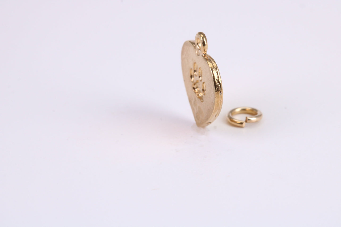 Love My Cat Charm, Traditional Charm, Made from Solid Yellow Gold, British Hallmarked, Complete with Attachment Link