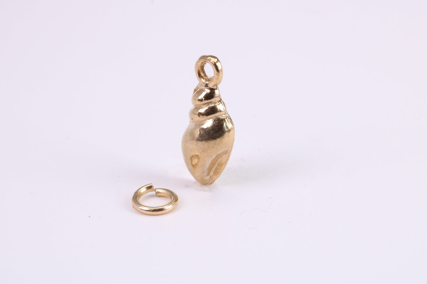 Sea Shell Charm, Traditional Charm, Made from Solid Yellow Gold, British Hallmarked, Complete with Attachment Link