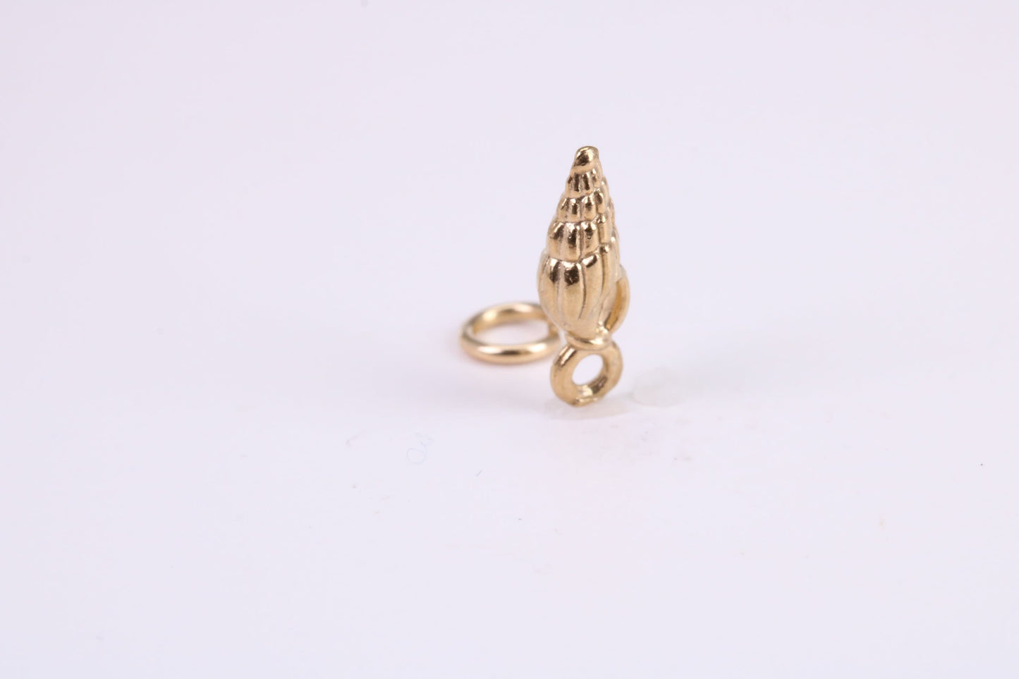 Sea Shell Charm, Traditional Charm, Made from Solid Yellow Gold, British Hallmarked, Complete with Attachment Link