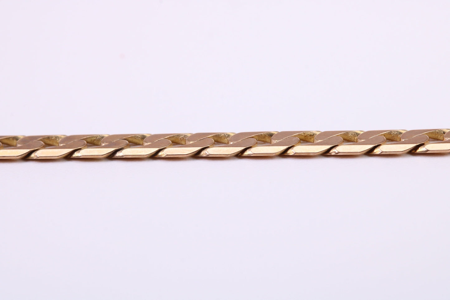Diamond cut Curb Bracelet, Ideal for Ladies or Gents, Made From Solid Yellow Gold, British Hallmarked, Luxury Gift Boxed