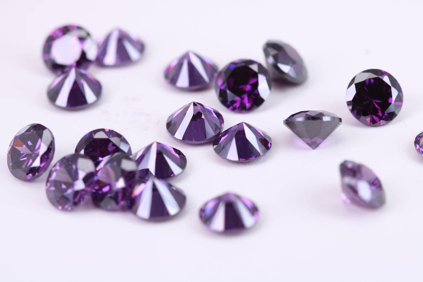 5 mm Round cut AAA Grade Amethyst Cubic Zirconia, Top Colour and Luster, Calibrated Sizing, Multi Pack Buying Options
