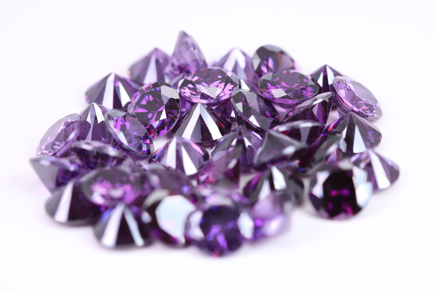 7 mm Round cut AAA Grade Amethyst Cubic Zirconia, Top Colour and Luster, Calibrated Sizing, Multi Pack Buying Options