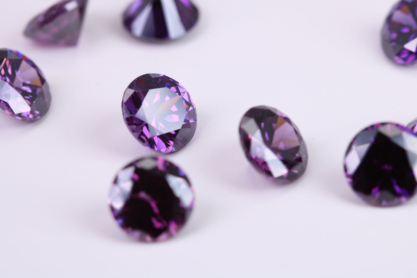 8 mm Round cut AAA Grade Amethyst Cubic Zirconia, Top Colour and Luster, Calibrated Sizing, Multi Pack Buying Options