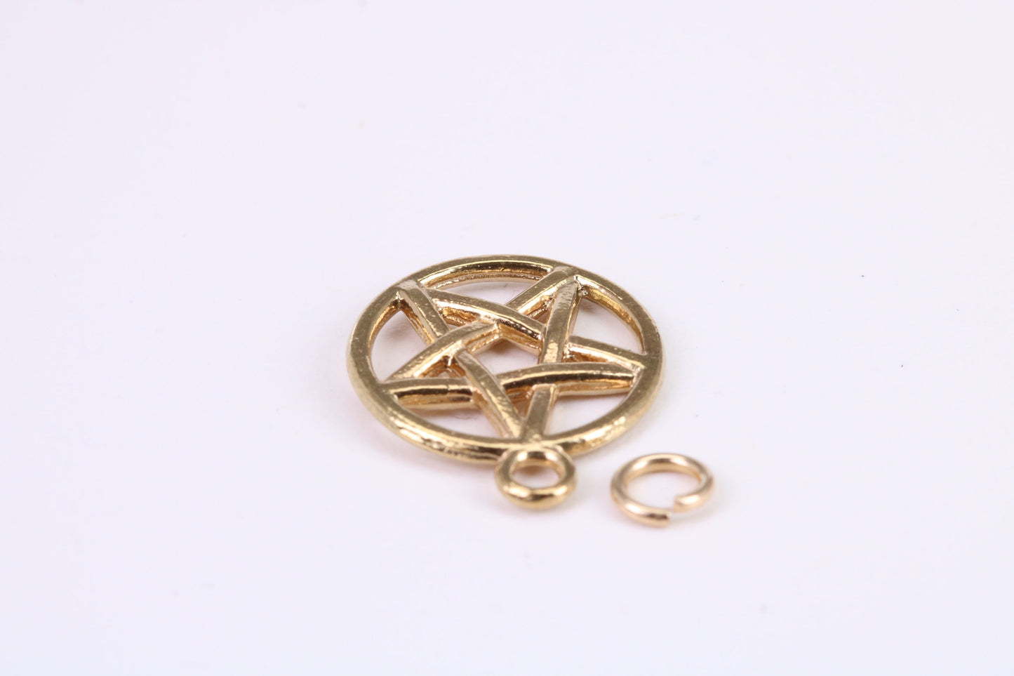 Gold Pentagram Pendant, measuring 22 mm round, Made from Solid cast 14K Yellow Gold with British Hallmark