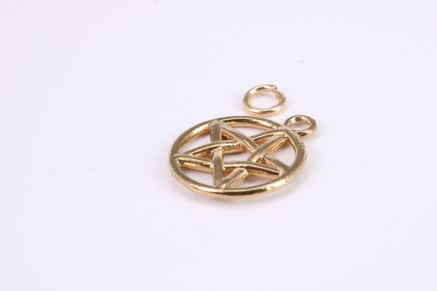Gold Pentagram Pendant, measuring 22 mm round, Made from Solid cast 14K Yellow Gold with British Hallmark