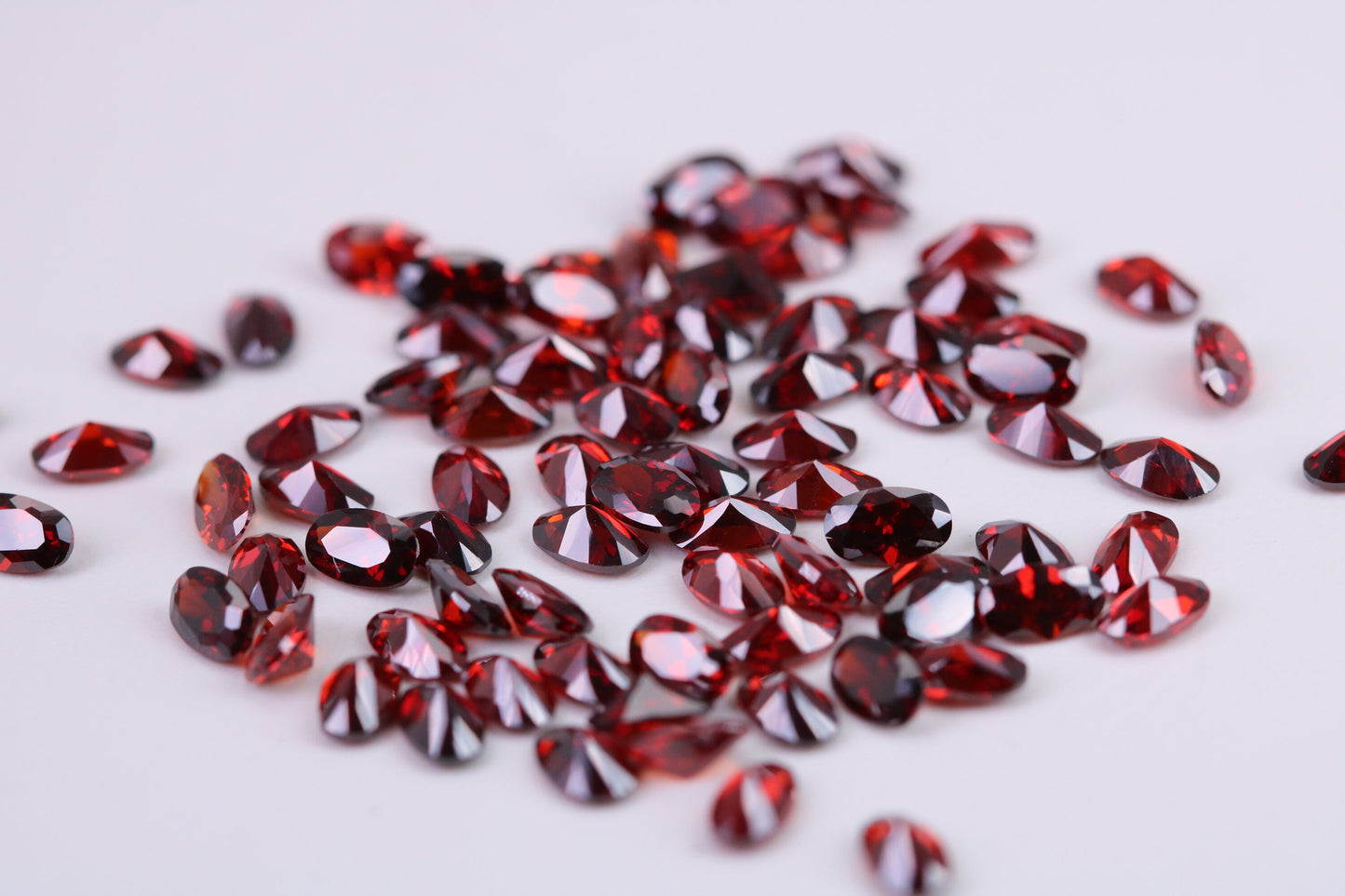 Oval cut AAA Grade Garnet Cubic Zirconia, Top Colour and Luster, Choice of Sizes, Calibrated Sizing, Multi Pack of 10