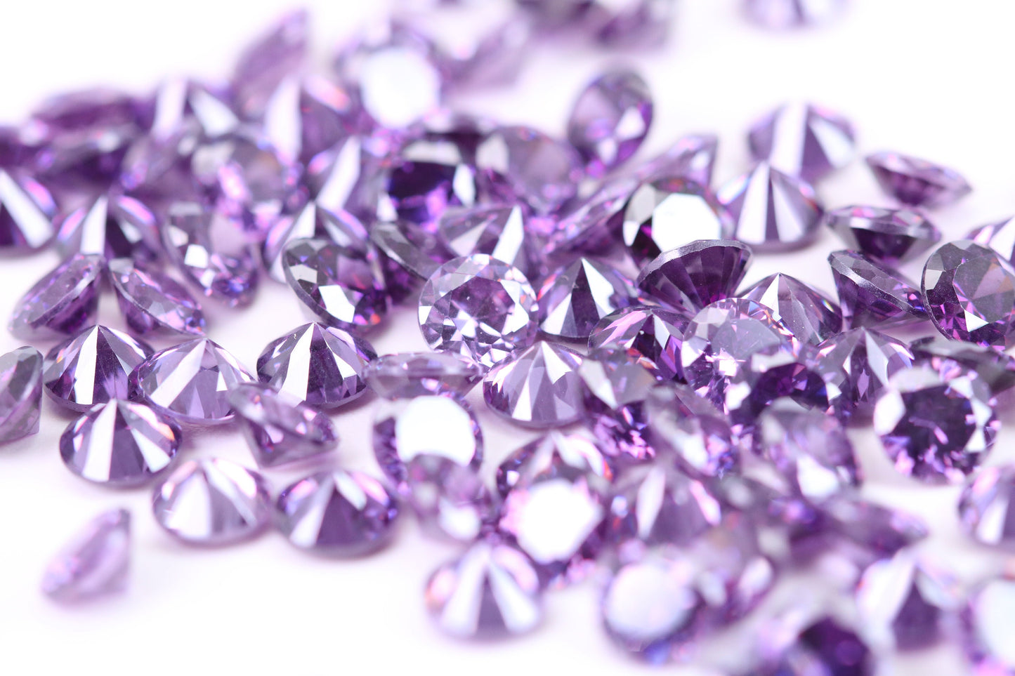 4 mm Round cut AAA Grade Amethyst Cubic Zirconia, Top Colour and Luster, Calibrated Sizing, Multi Pack Buying Options