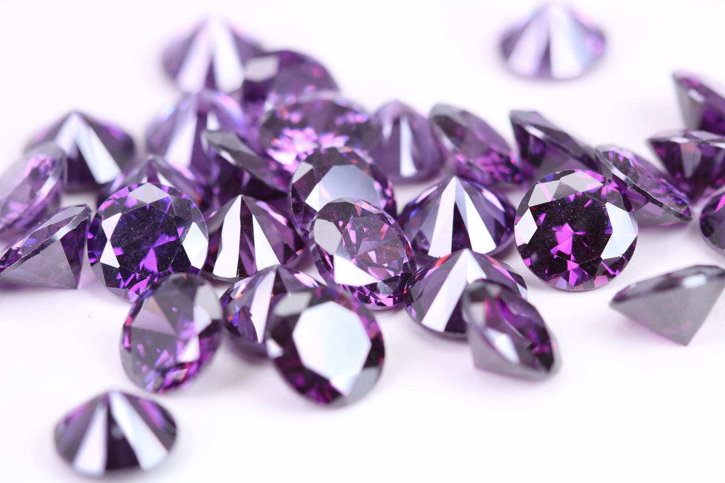 7 mm Round cut AAA Grade Amethyst Cubic Zirconia, Top Colour and Luster, Calibrated Sizing, Multi Pack Buying Options