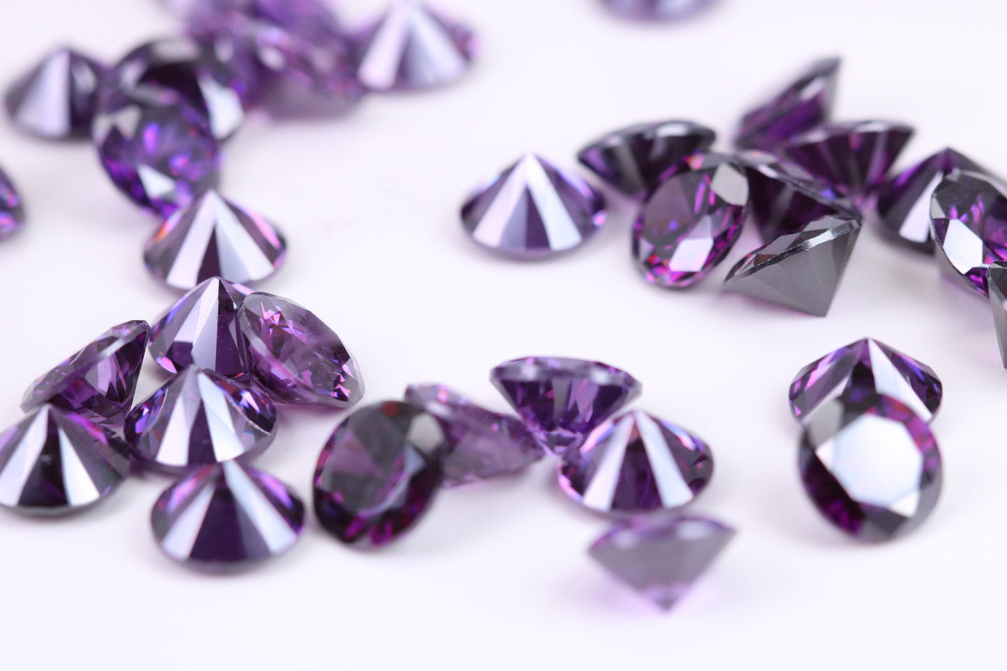 7 mm Round cut AAA Grade Amethyst Cubic Zirconia, Top Colour and Luster, Calibrated Sizing, Multi Pack Buying Options