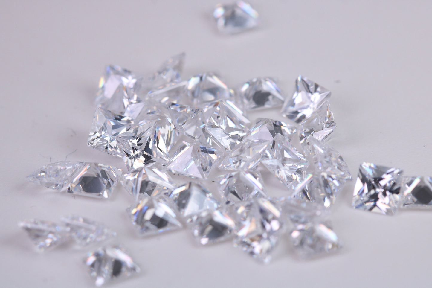 Square cut AAA Grade Diamond White Cubic Zirconia, Top Colour and Luster, Choice of Sizes, Calibrated Sizing, Multi Packs