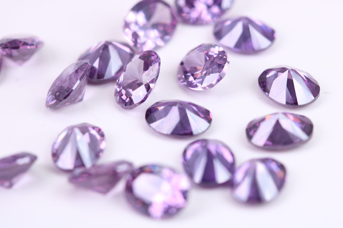 Oval cut AAA Grade Amethyst Cubic Zirconia, Top Colour and Luster, Choice of Sizes, Calibrated Sizing, Multi Pack of 10