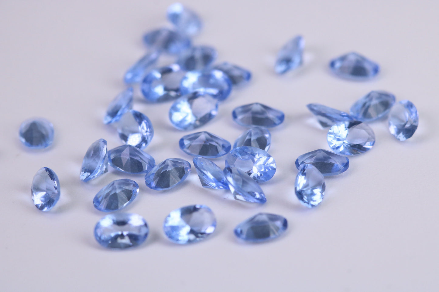 Oval cut AAA Grade Light Tanzanite Blue Cubic Zirconia, Top Colour and Luster, Choice of Sizes, Calibrated Sizing, Multi Pack of 10