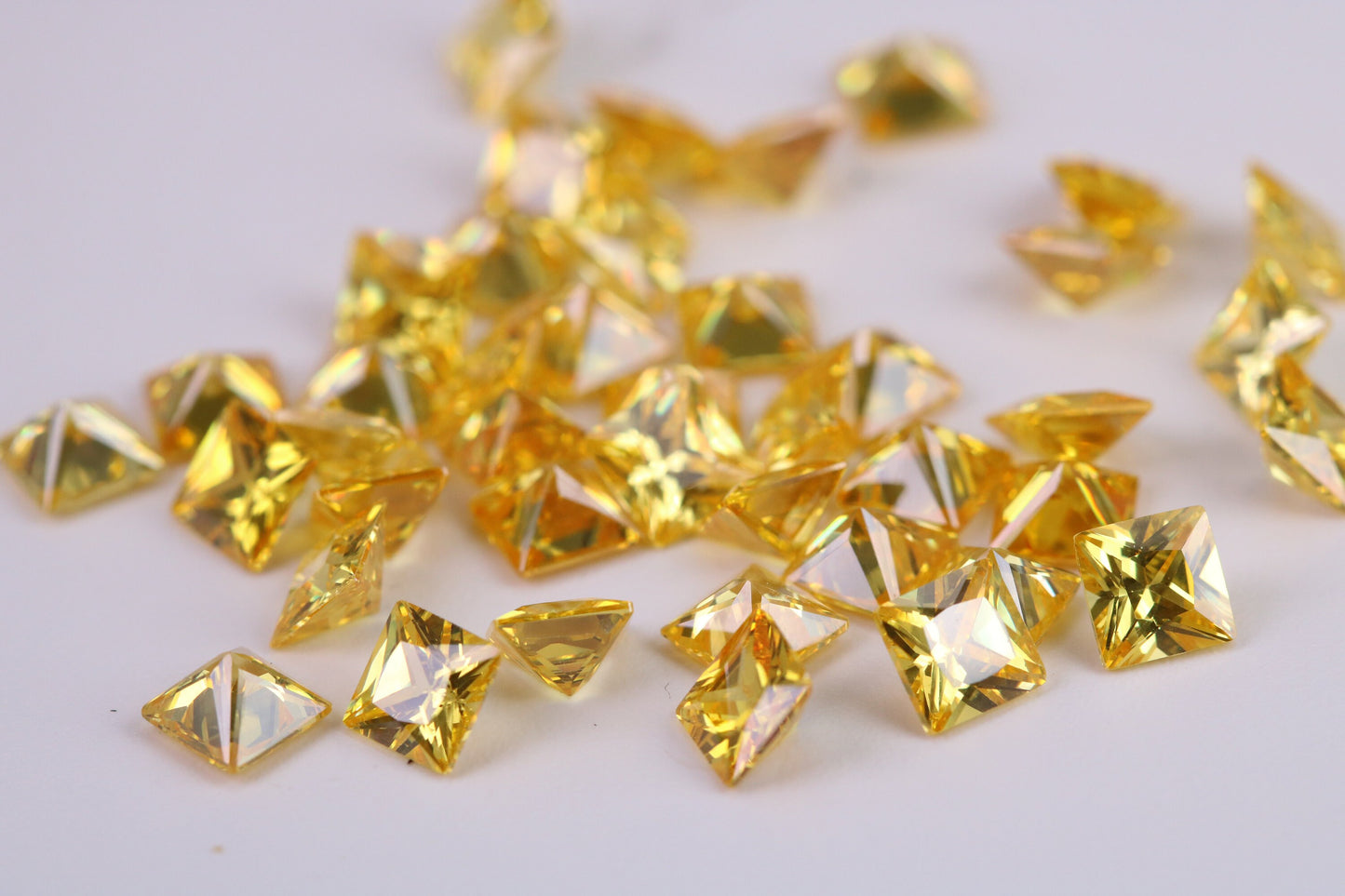 Square cut AAA Grade Yellow Cubic Zirconia, Top Colour and Luster, Choice of Sizes, Calibrated Sizing, Multi Packs