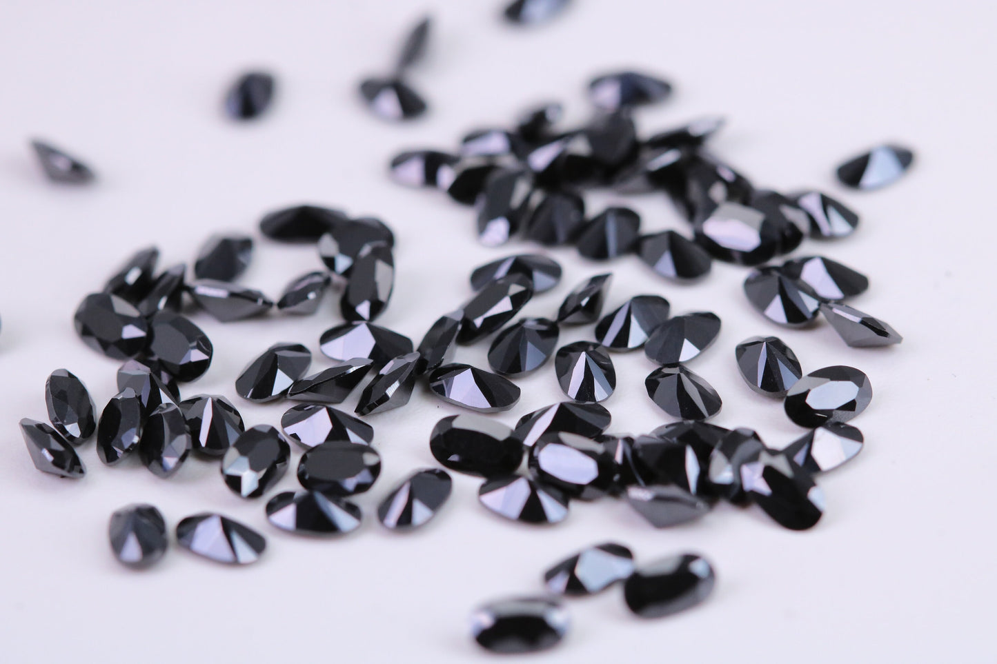 Oval cut AAA Grade Jet Black Cubic Zirconia, Top Colour and Luster, Choice of Sizes, Calibrated Sizing, Multi Pack of 10