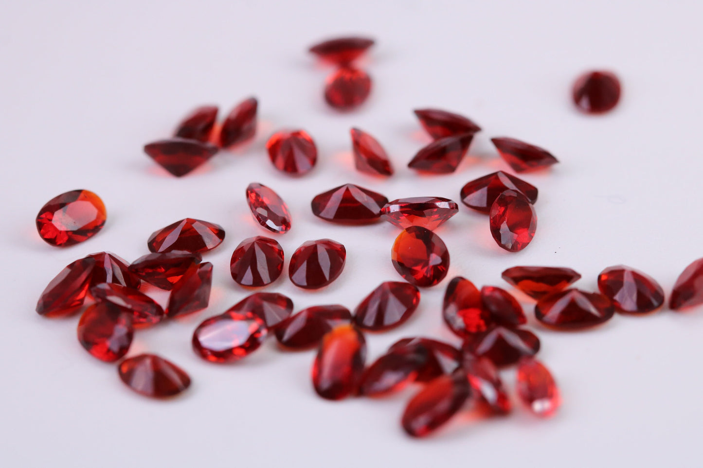 Oval cut AAA Grade Garnet Cubic Zirconia, Top Colour and Luster, Choice of Sizes, Calibrated Sizing, Multi Pack of 10